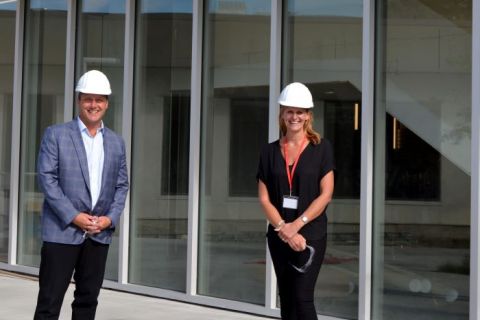 Rob Lindstrand with TD Commercial Banking tours the new Health Sciences Centre with ϲʿѯ College Foundation ED Helen Jackman